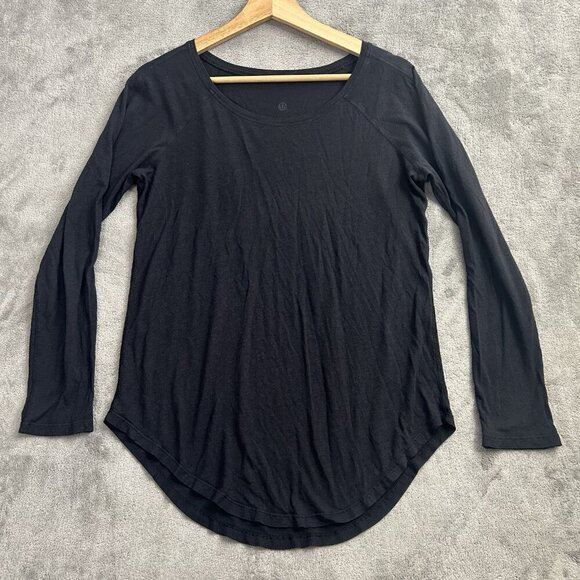 Lululemon Shirt Womens 8 Black Long Sleeve Pullover Tee Athleisure Workout Gym - Picture 1 of 8